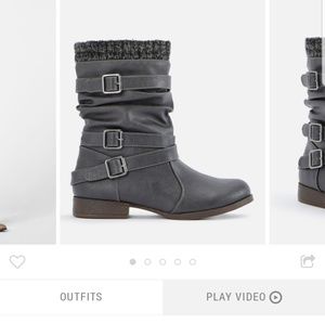 **SOLD!!!** BRAND NEW black booties!